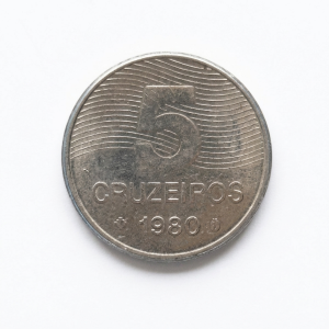 Próximo  Lote 31   Lote 31 Moeda de 5 Cruzeiros do Brasil, emitida em 1980 MBC
